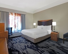 Hotel Fairfield Inn And Suites Carlsbad (Carlsbad, USA)