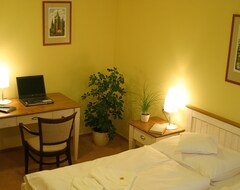 Otel Dolce Villa (Prag, Çek Cumhuriyeti)
