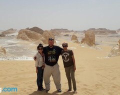 Khu cắm trại White Desert Sfari Oasis (Al Bawiti, Ai Cập)