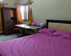 Hotelli Oyo Life 93403 Penginapan Adinda (Mataram, Indonesia)