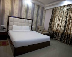 Hotel The Pelican (Chandigarh, India)