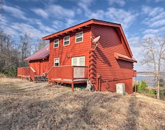 Casa/apartamento entero New! Large Cabin W/ Deck Overlooking Norfork Lake! (Elizabeth, EE. UU.)