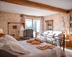 Koko talo/asunto Superb House With Heated Pool & Spa Panoramic View! Ranked 5 (Castelnau-de-Montmiral, Ranska)
