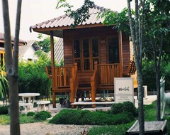 Koko talo/asunto Baanswnmiidii Meedee Homestay (Lamphun, Thaimaa)
