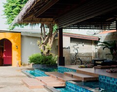 Hotel Baan Ma Feung GuestHouse (Kanchanaburi, Tailandia)