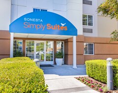 Khách sạn Sonesta Simply Suites Denver West Federal Center (Golden, Hoa Kỳ)