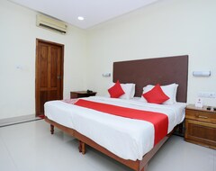 Hotel OYO 22567 Travancore Island Resort (Kovalam, India)