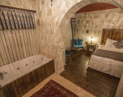 Luna Cave Hotel (Ortahisar, Turquía)