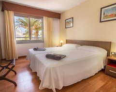 Hotel Corralejo Beach (Corralejo, Spain)
