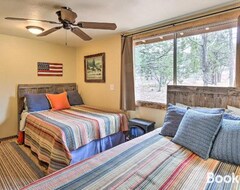 Hele huset/lejligheden Pet-friendly Cabin About 4 Mi To Show Low Lake! (Show Low, USA)