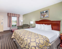 Hotelli Baymont Inn & Suites Clarksville Northeast (Clarksville, Amerikan Yhdysvallat)