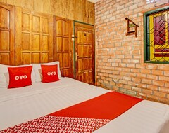 Hotel OYO Homes 93598 Omah Baturan Syariah (Klaten, Indonezija)