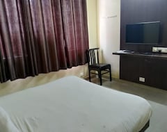 OYO 29315 Kiwi Hotel & Spa (Pauri, Indien)