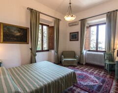 Khách sạn Hotel Villa Porta All'Arco (Volterra, Ý)