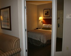 Candlewood Suites Bordentown-Trenton, An Ihg Hotel (Bordentown, USA)