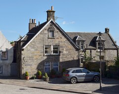 Koko talo/asunto 2 Bedroom Accommodation In Culross, Near Dunfermline (Dunfermline, Iso-Britannia)