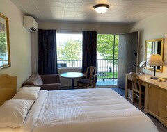 Motel Panoramique (Arr. Chicoutimi, Canada)