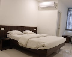 Khách sạn Hotel New Samrat (Aurangabad, Ấn Độ)