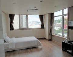 Hotel Yd Residence (Seoul, South Korea)