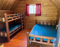 Cijela kuća/apartman Rustic 1 Room Cabin (Mount Vernon, Sjedinjene Američke Države)