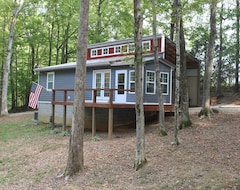 Toàn bộ căn nhà/căn hộ Simply Sailing - A Cottage In The Trees (Scottsville, Hoa Kỳ)
