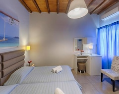 Khách sạn Paradise Rooms (Hermoupolis, Hy Lạp)
