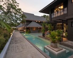 Khách sạn Phrip Phri Luxury Pool Villas (Phetchaburi, Thái Lan)