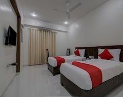 Capital O 16971 Hotel Lorven (Visakhapatnam, Indija)