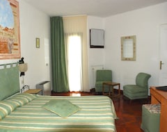 Hotel Stefania Boutique Hotel by the Beach (Olbia, Italy)