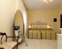 Hotel Villa Fiorita (Giulianova, Italy)