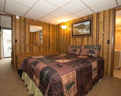Motel Shore Meadows Lodge LLC (Lake George, USA)