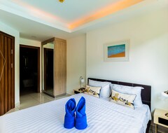 Hotel Laguna Beach Resort 2 Apartment (Pattaya, Thailand)