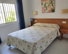 Khách sạn Aparthotel Sunny Beach (Torremolinos, Tây Ban Nha)