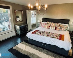 Koko talo/asunto Exceptional 9 Bedroom Luxury Property (Harleston, Iso-Britannia)