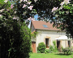 Toàn bộ căn nhà/căn hộ Romantique Charming House In Quiet And Beautiful Heart Of France (Vesdun, Pháp)