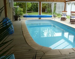 Toàn bộ căn nhà/căn hộ House With Indoor Pool And Sauna, In Brittany, 10 People (Rosporden, Pháp)