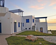 Elli Bay Hotel - Studio 1 (Livadia - Tilos, Greece)