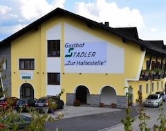 Khách sạn Zur Haltestelle (Lasberg, Áo)