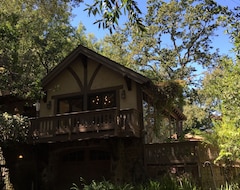 Toàn bộ căn nhà/căn hộ Bird House-magical Garden Retreat In The Oaks (Fairfax, Hoa Kỳ)