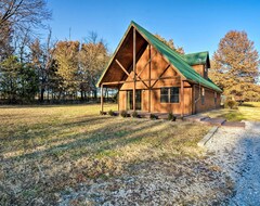 Entire House / Apartment Luxury Cabin W/pond, Working Ranch Near Nevada, Mo (Moundville, USA)