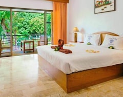 Khách sạn Hotel Diamond Cave Resort (Ao Railay Beach, Thái Lan)