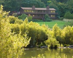 Koko talo/asunto Most Spectacular River Front House On The Rogue River (Merlin, Amerikan Yhdysvallat)