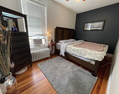Tüm Ev/Apart Daire Lovely 2 Bedroom Condo Near Wrigley! (Chicago, ABD)