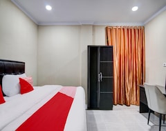 Hotel Oyo 93087 Wisma Apel Syariah (Pekanbaru, Indonezija)