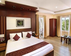 Hotel Elysium Garden Hill (Munnar, Indija)