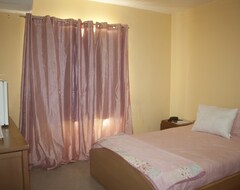 Hotel Quest Lodge (Accra, Ghana)