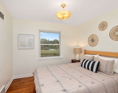 Casa/apartamento entero Grand Haven - Spring Lake Front Home With Beach (Ferrysburg, EE. UU.)