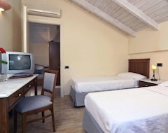 Khách sạn Harmony Hotel Apartments - Maisonette Danae (78 M²) For 4-8 Persons (Aigio, Hy Lạp)