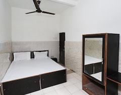 Khách sạn SPOT ON 40231 Hotel Jeet (Agra, Ấn Độ)