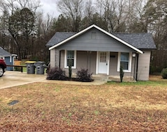 Casa/apartamento entero Parkside Cottage Nestled Between Two Public Parks (pet Friendly) (Kannapolis, EE. UU.)